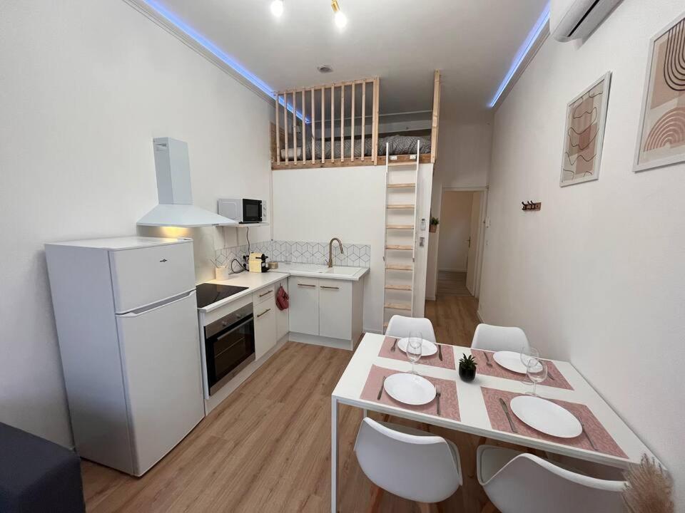 Montsejour - Climatise Netflix, Mezzanine Apartment